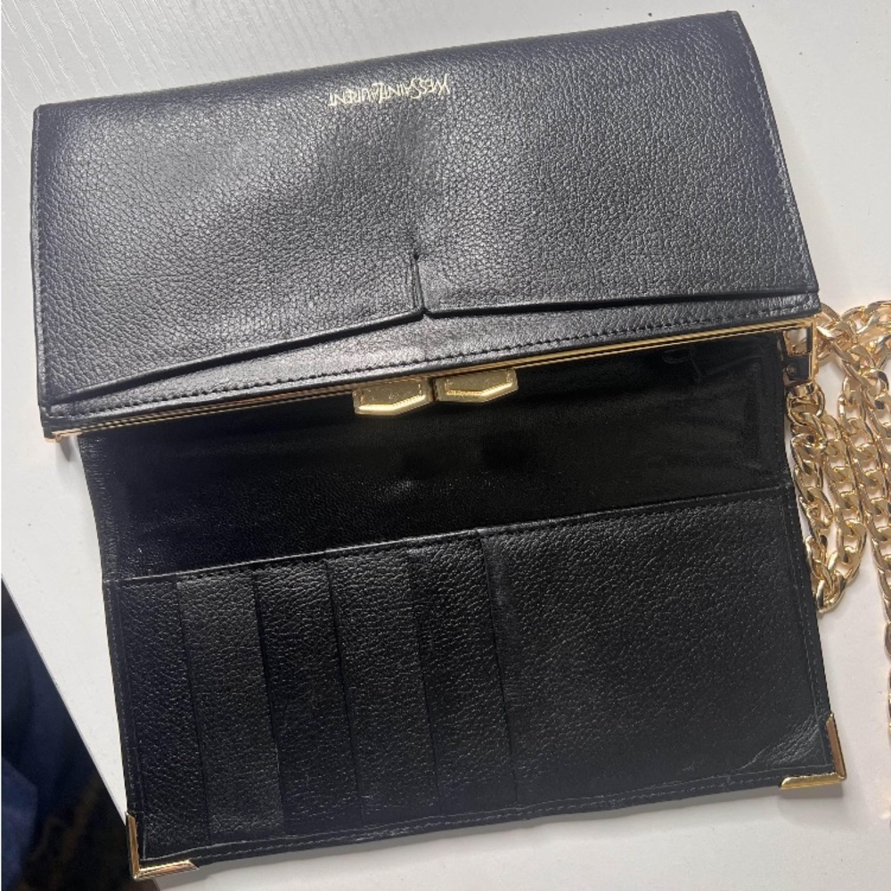 Ysl vintage side bag it’s black and gold like new